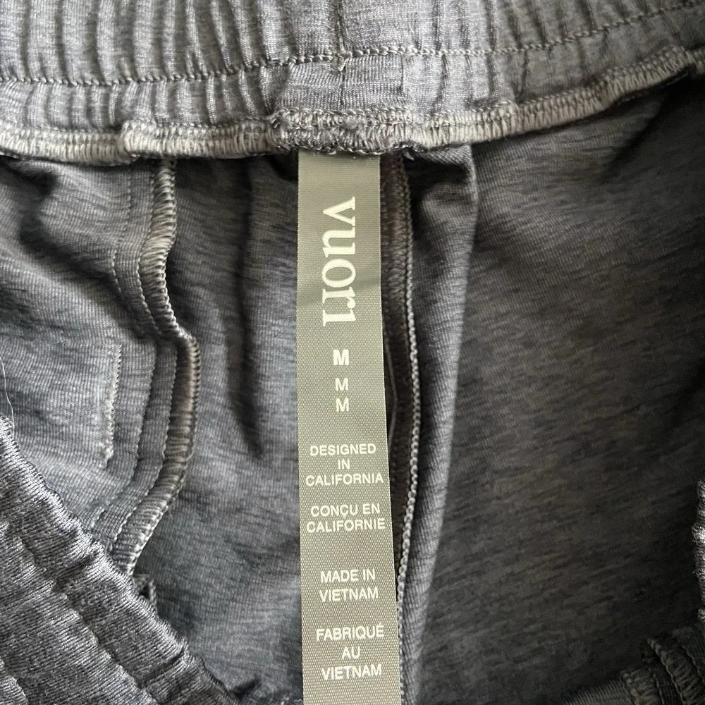 Vuori Sunday Performance Warm Up Pants Mens Medium 32x30 Athletic Side Snaps